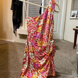 Lulus one shoulder floral dress